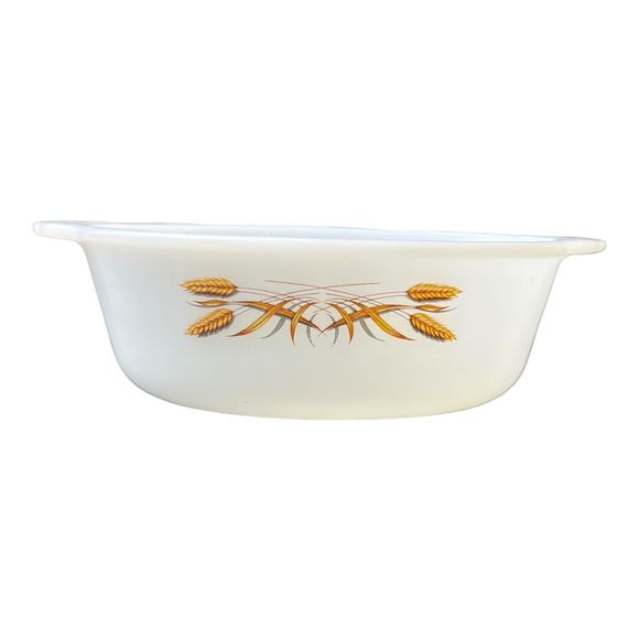 Vintage Anchor Hocking Fire King 467 1- 1.5 Quart Casserole Dish Wheat Pattern - Picture 1 of 6